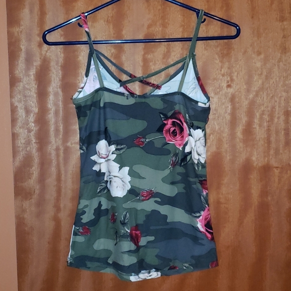 Like New! Worn Once! RUE21 Cami - Picture 3 of 4